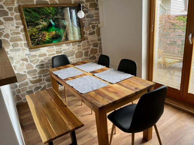 Apartma Ela Zgornje Gorje Bagian luar foto