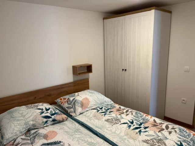 Apartma Ela Zgornje Gorje Bagian luar foto